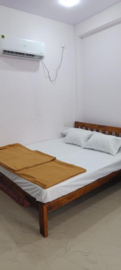 גוקרנה Mahalaxmi Guest House מראה חיצוני תמונה