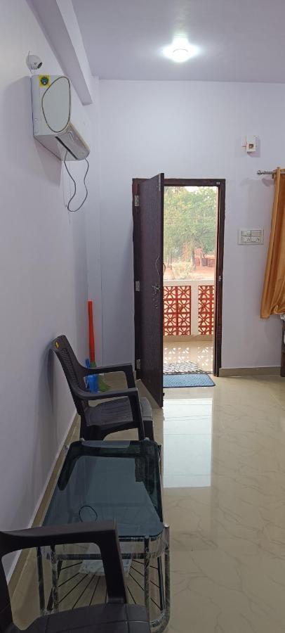 גוקרנה Mahalaxmi Guest House מראה חיצוני תמונה