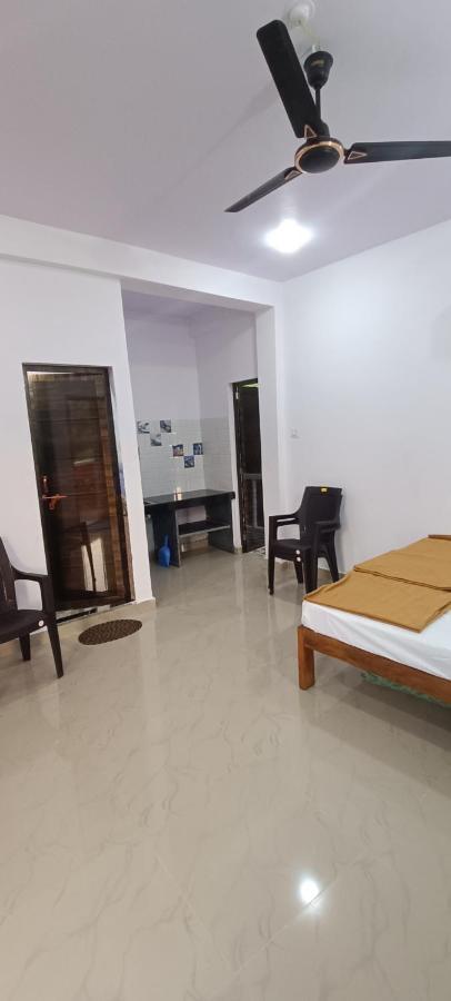 גוקרנה Mahalaxmi Guest House מראה חיצוני תמונה